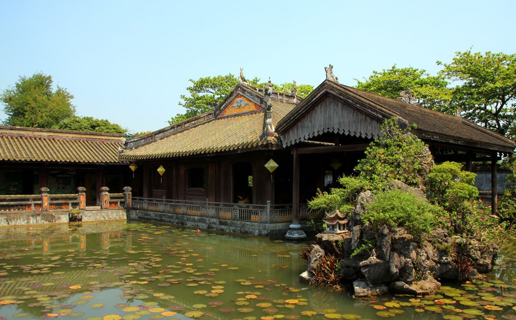 Bên trong kinh thành Huế - Tour du lịch Huế