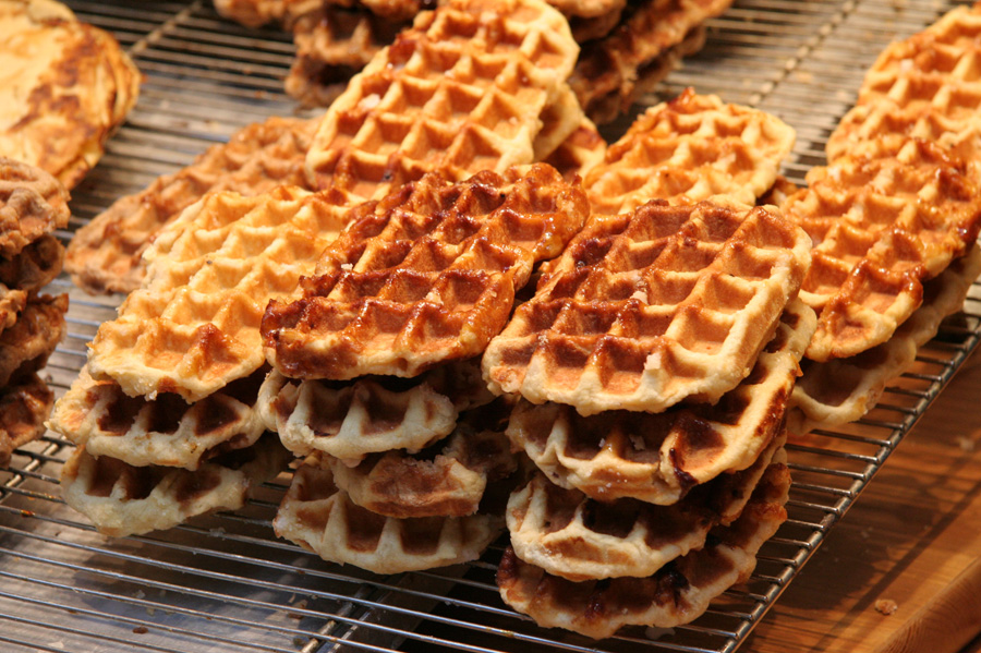 Gaufre là món bánh mà khách đi tour du lịch Bỉ nào cũng phải mê mẩn vì nó.