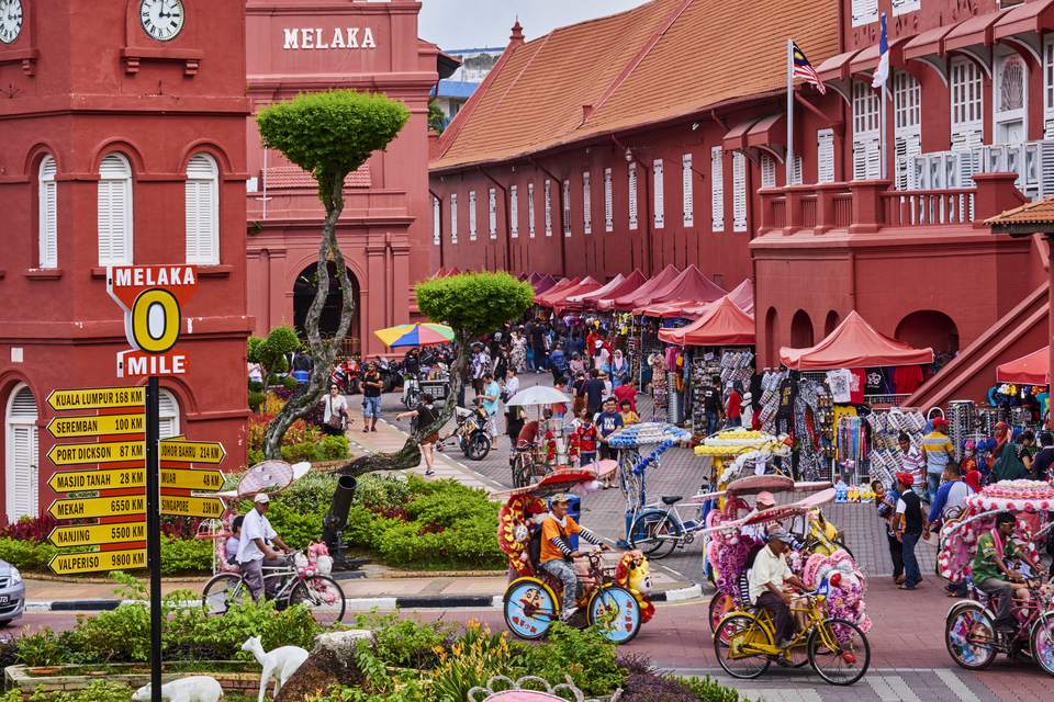 Malacca - nơi giao thoa của nhiều nền văn hóa đặc sắc. Tour du lich Malaysia.