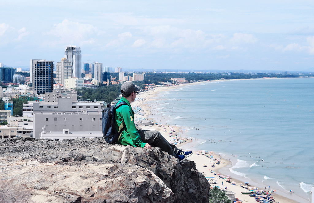 Tương tự, đồi con Heo cũng là điểm check-in không thể bỏ lỡ trong tour du lịch Vũng Tàu. 